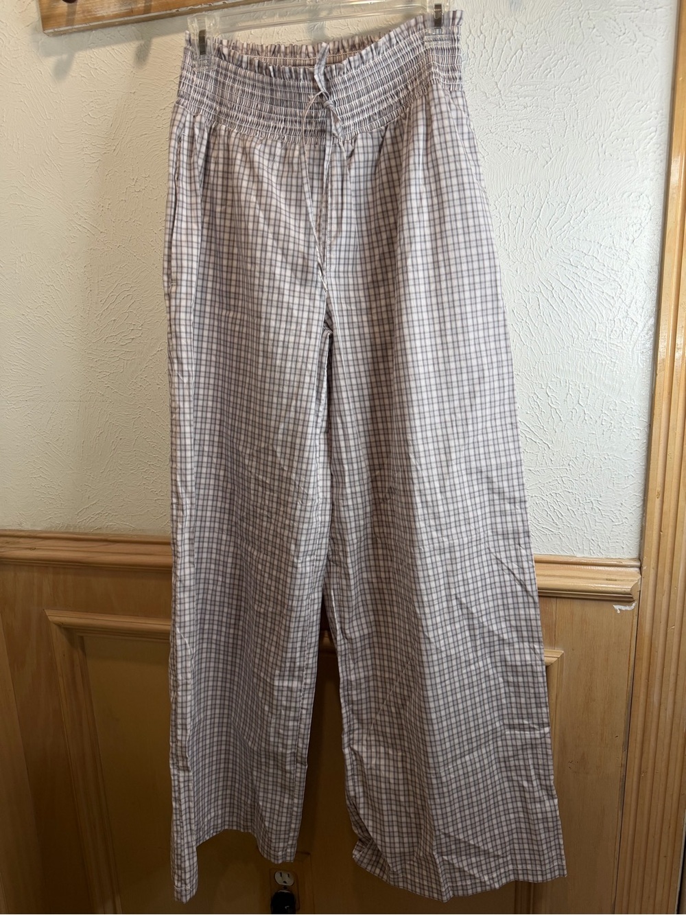 Celebrity Pink Light Gray Checked Wide-Leg smocked waist